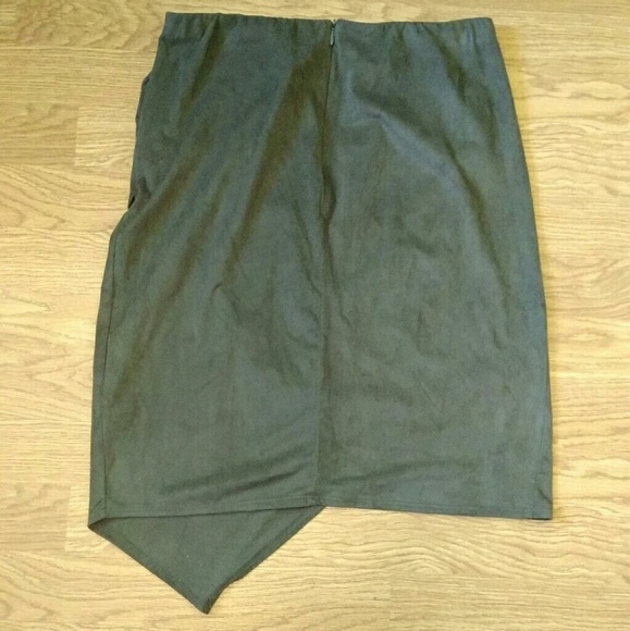 NWT Mendocino Micro Suede Asymmetric Skirt - Picture 4 of 6